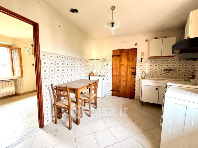 Appartamento in residenziale in Via dei Colli