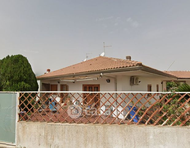 Villa in residenziale in Via Francesca Saverio Cabrini 10