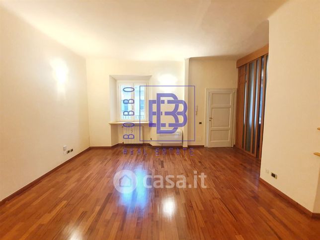 Appartamento in residenziale in Viale Piave 15