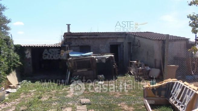 Appartamento in residenziale in Via Lago Trasimeno 31