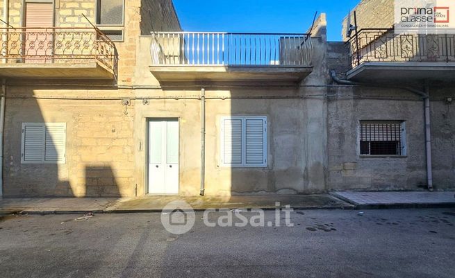 Casa indipendente in residenziale in Via Marsala 1