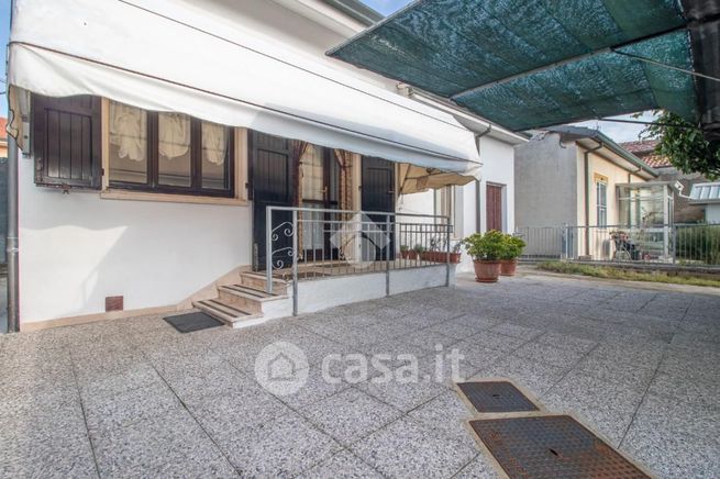 Appartamento in residenziale in Via Campone Sala 452