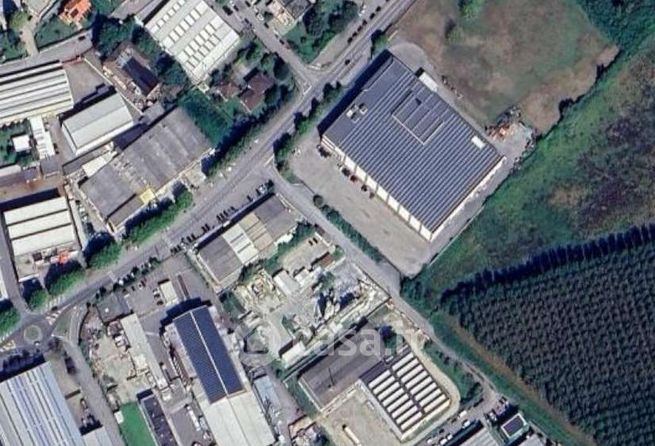 Box/posto auto in residenziale in Via Carlesca