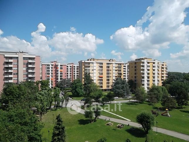 Appartamento in residenziale in Via Sporting Mirasole 39