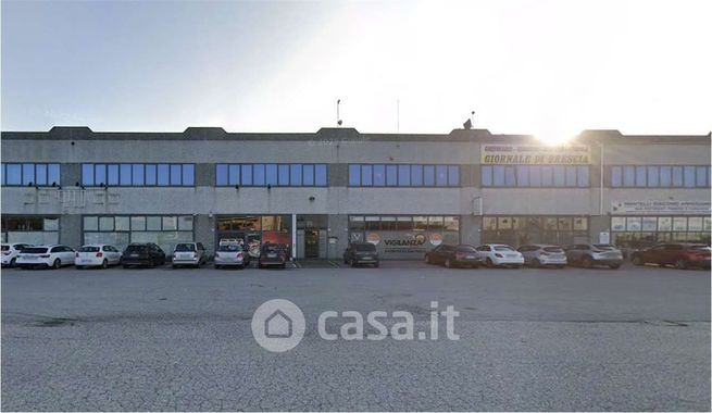 Ufficio in commerciale in Via della Boffella 37