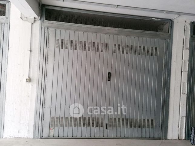 Garage/posto auto in residenziale in Via san matteo