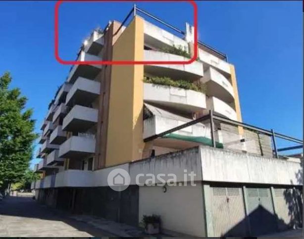 Appartamento in residenziale in Via Alfredo Catalani