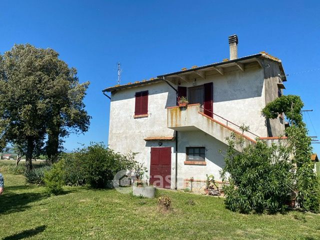 Rustico/casale in residenziale in Frazione Pomonte