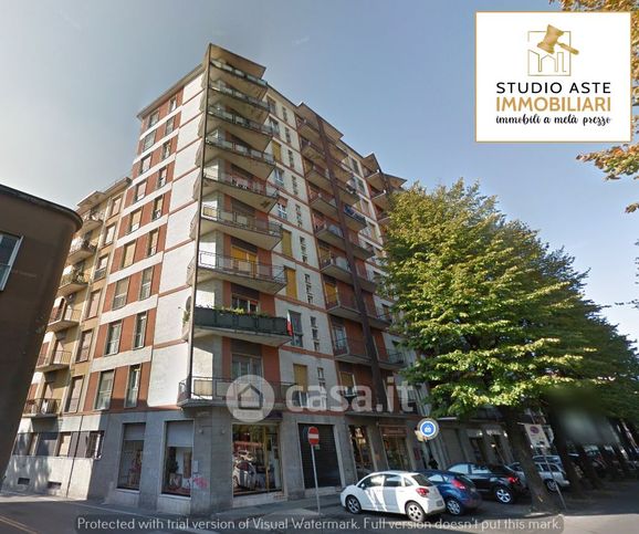 Appartamento in residenziale in Viale Mario Parini 8