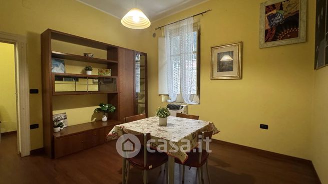 Appartamento in residenziale in Via Francesco Petrarca 26