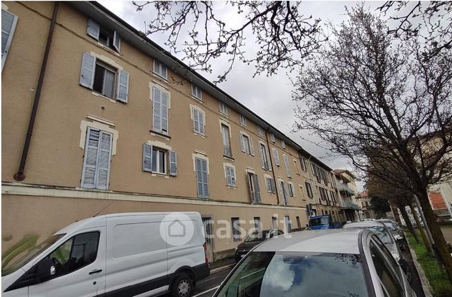 Appartamento in residenziale in Via Fratelli Bandiera 4