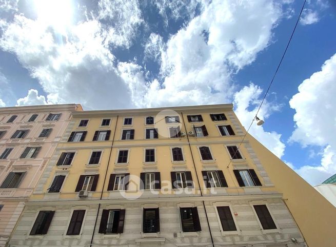 Appartamento in residenziale in Via Santamaura