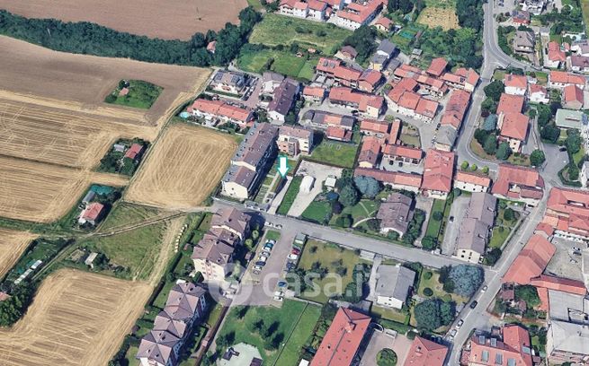 Box/posto auto in residenziale in Via Dottor Fausto Scaccabarozzi