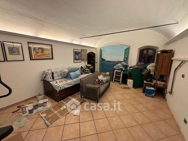 Ufficio in commerciale in Via Colombo 103