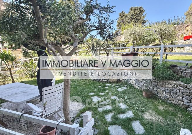 Appartamento in residenziale in Viale Ponte dell'Ammiraglio 4