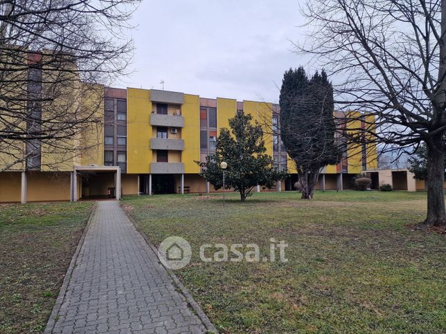 Appartamento in residenziale in Viale Biella 1 C