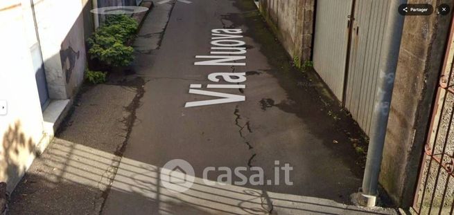 Box/posto auto in residenziale in Via Nuova 4