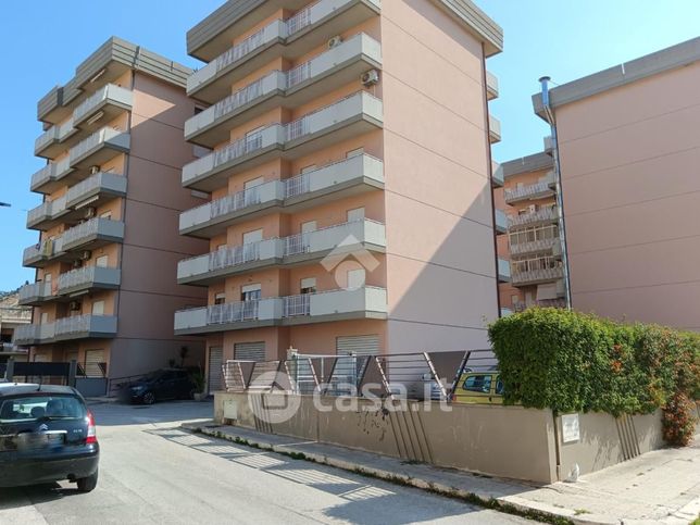 Appartamento in residenziale in Via Carosio