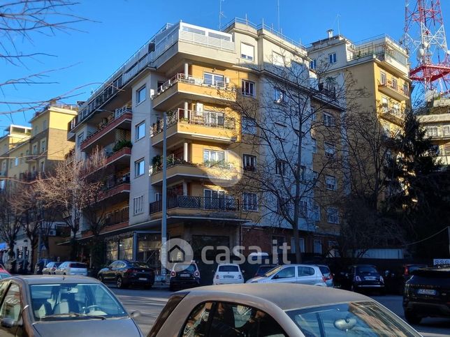 Appartamento in residenziale in Viale delle Medaglie d'Oro