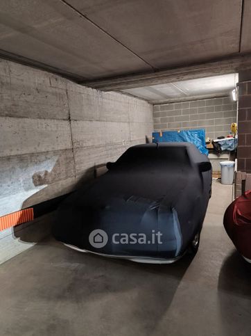 Box/posto auto in residenziale in Via Andezeno 79