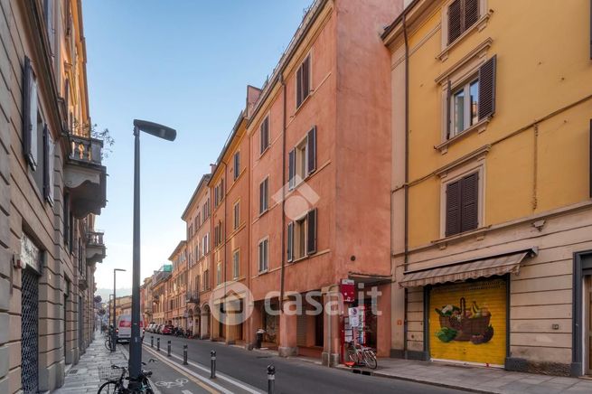 Appartamento in residenziale in Via Frassinago 7