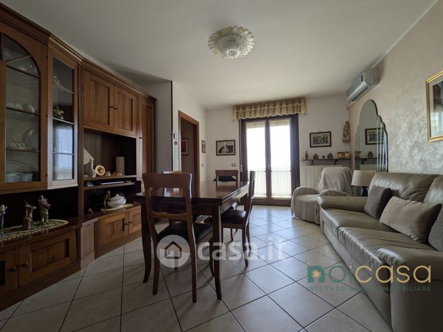 Appartamento in residenziale in Via Vivaldi