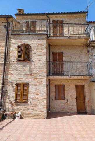 Villetta a schiera in residenziale in Corso cairoli