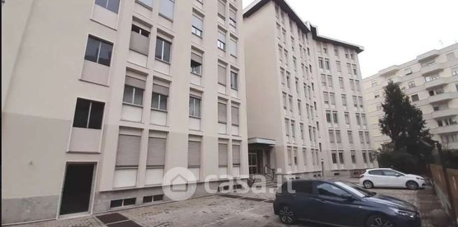 Appartamento in residenziale in Viale Luigi Cadorna 13