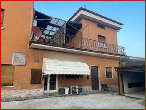Appartamento in residenziale in Via San Dionigi