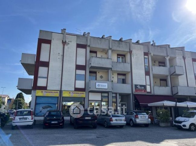 Appartamento in residenziale in Via Quadrato 98