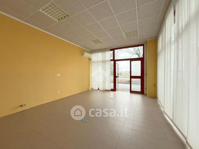 Ufficio in commerciale in Corso Vercelli 334