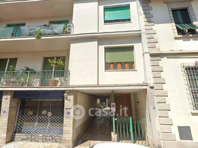 Appartamento in residenziale in Via Aretina 79 /A