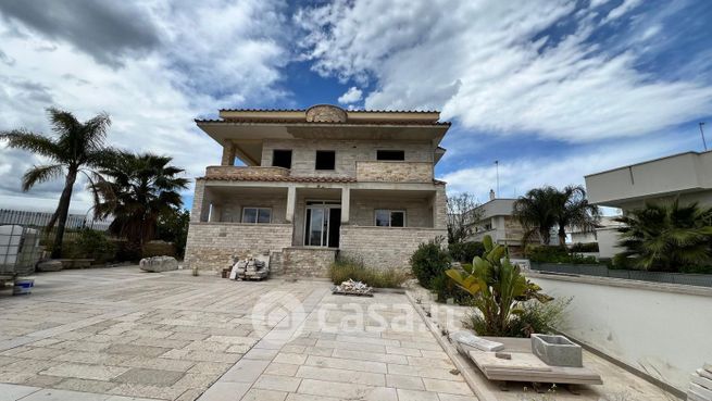 Villa in residenziale in Via Vecchia Trani - Corato