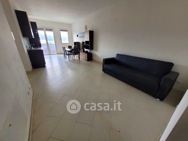 Appartamento in residenziale in Viale Piero Pozzoli