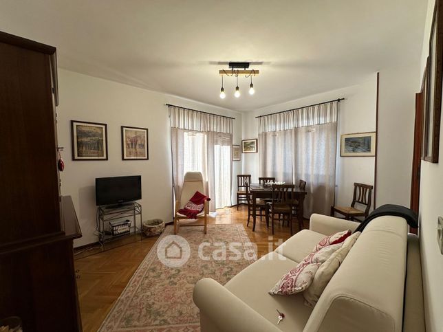 Appartamento in residenziale in Via Melezet 77