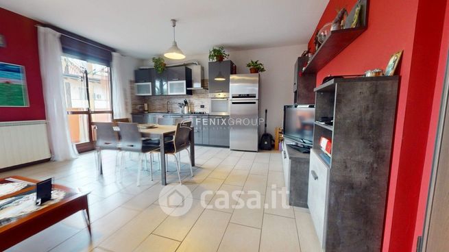 Appartamento in residenziale in Via Romagna 1 a