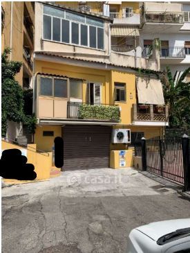 Appartamento in residenziale in Via Ischia