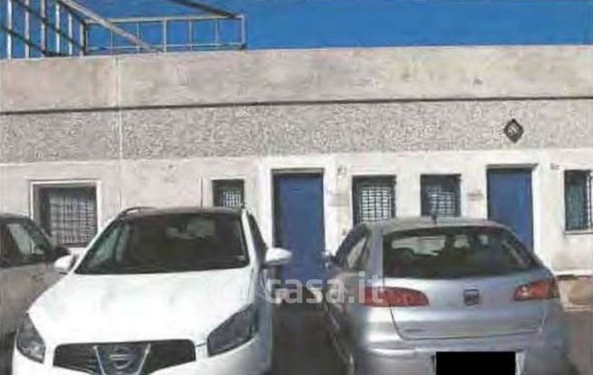 Ufficio in commerciale in Via Aldo Bartocci