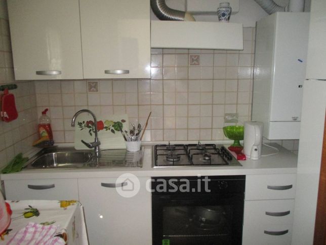 Appartamento in residenziale in Via Banaffa