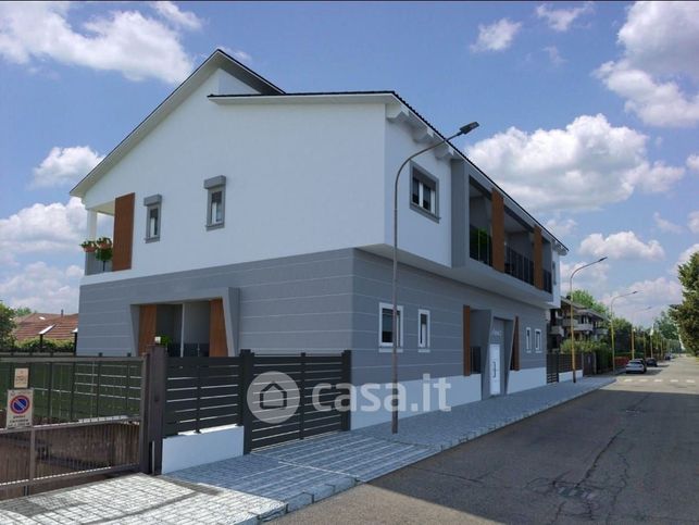 Appartamento in residenziale in Via G. Parini 3