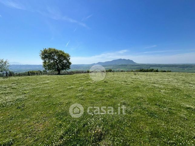 Terreno agricolo in commerciale in Via la Santa