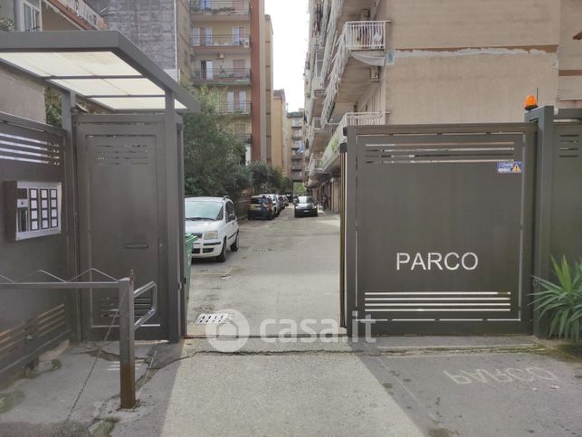 Garage/posto auto in residenziale in Via San Donato 100