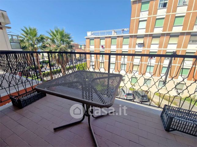 Appartamento in residenziale in Via Aurelia 70