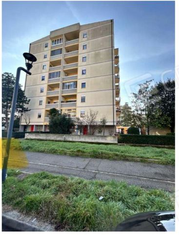 Appartamento in residenziale in Via Tommaso Gulli 245