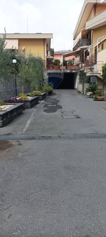 Garage/posto auto in residenziale in Via Rende 38