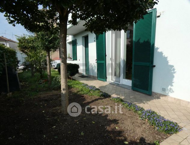 Villa in residenziale in Via Roma 134
