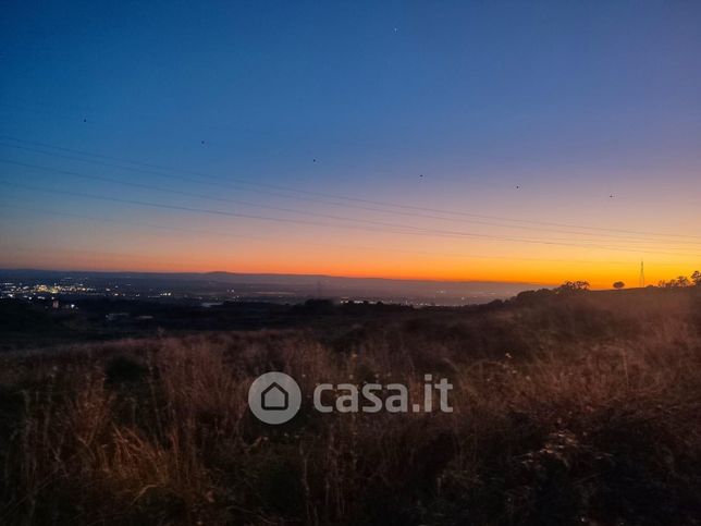 Terreno agricolo in commerciale in Stradale Cravone