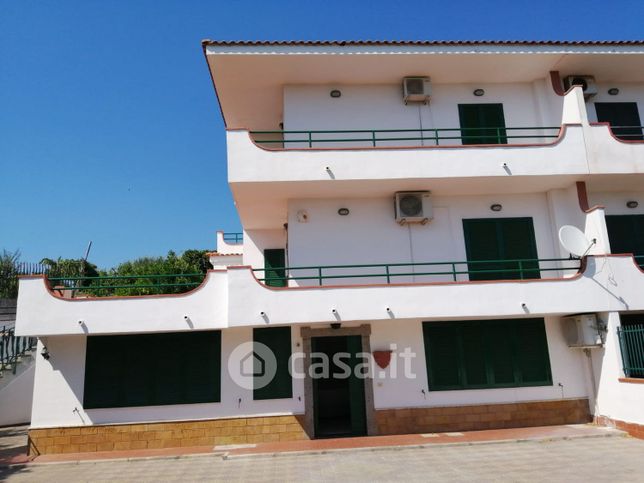 Villa in residenziale in Via S. Nullo 172