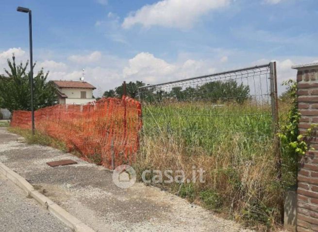 Terreno edificabile in residenziale in Via Walter Tobagi