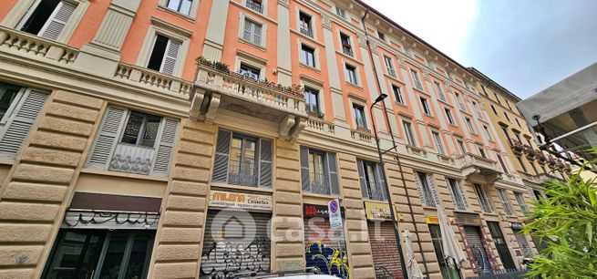 Negozio/locale commerciale in commerciale in Via Felice Casati